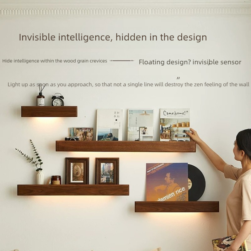 無垢材壁掛け収納棚、LEDライト付きフローティングマガジンオ - Lighting And Decor Magazine のレビューと価格