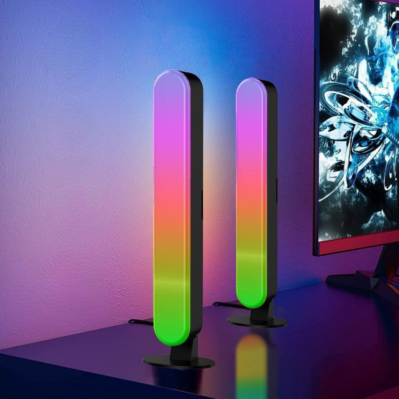 カラフルな RGB ムードライト Bluetooth 接続  - Decor Lighting Uk のレビューと価格
